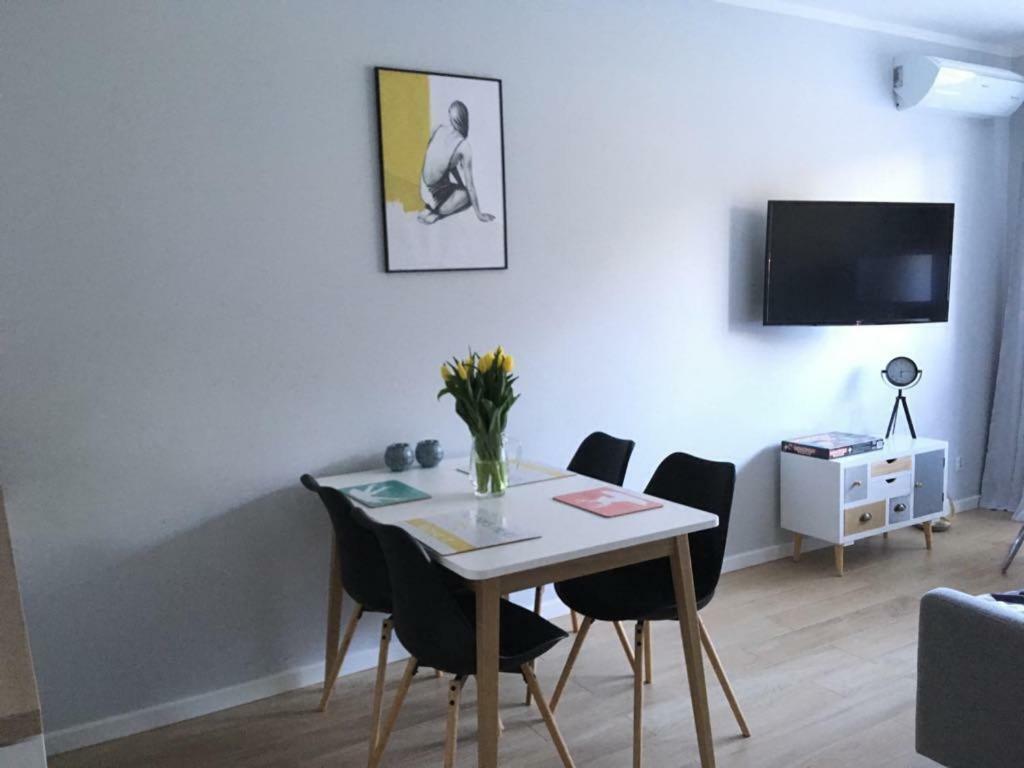 Apartament Sloneczny Dwie Sosny Ustronie Morskie Exterior photo